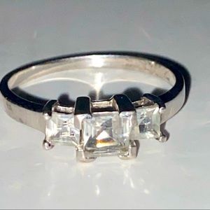 Sterling Silver Three Stones Princess Cut White Topaz Size 6